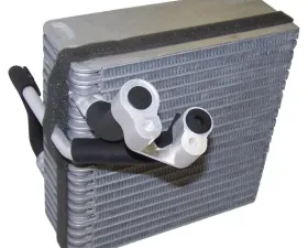 Crown Automotive Jeep Replacement A/C Evaporator Core for 99/01 Jeep WJ, WG Jeep Grand Cherokee Jeep Grand Cherokee 1999-2001