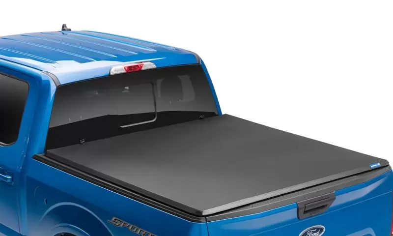 LUND Genesis Tri-Fold Tonneau Cover - 95065