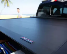 Roll-N-Lock 77-3/8in E-Series Retractable Tonneau Cover Chevrolet Silverado 2500|3500|GMC Sierra 2020