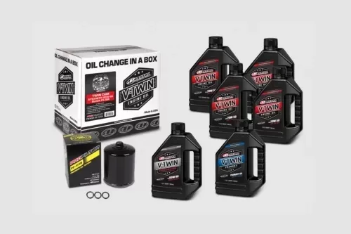 Maxima V-Twin Oil Change Kits Quick Change Milwaukee-Eight Synthetic 20W-50 Chrome Filter - 90-129015PC