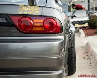 Origin Lab D121-FF 55mm Vented Front Fenders for Nissan