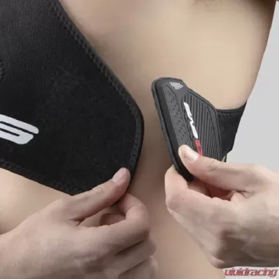EVS Black Adult SB03 Shoulder Support M (36-40") - SB03BK-M