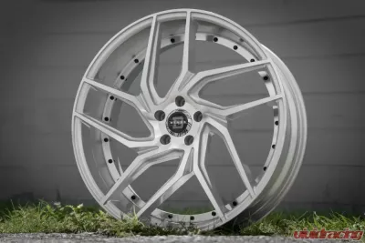 Blade BRVT-456 Enzo Wheel 24x9 5x114.3 35mm Silver Machined - BRT-456249051143+35SM