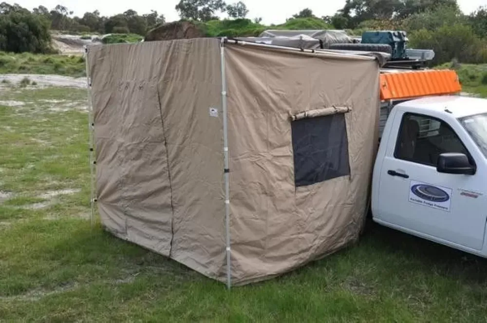 Front Runner Easy-Out Awning Walls - 2M - TENT049