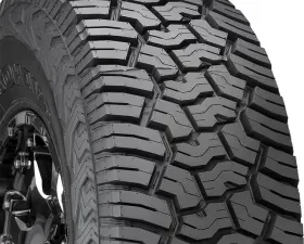 Yokohama Geolandar X-AT Tire LT305/55 R20 121Q E2 RBL