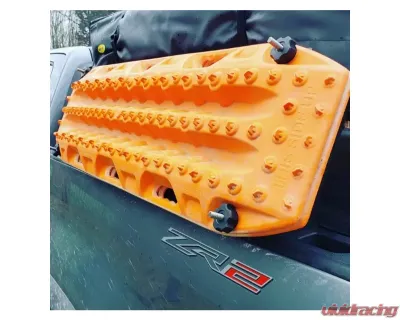 Cali Raised LED Mid Height Overland Bed Rack Short Bed Chevrolet Colorado 14-21 - CR3707