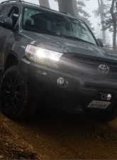 Ironman 4x4 Premium No Loop Bumper Toyota 200 Series Land Cruiser 2016-2020                                     - BBT056VX-NLK - Image 2