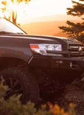 Ironman 4x4 Premium No Loop Bumper Toyota 200 Series Land Cruiser 2016-2020                                     - BBT056VX-NLK - Image 4