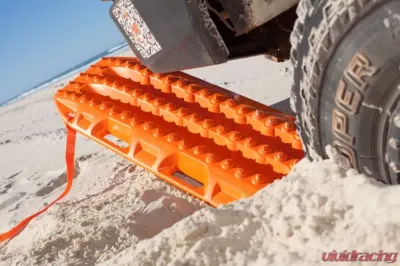 MAXTRAX MKII Desert Tan Recovery Boards - MTX02DT
