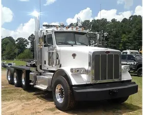 Hammerhead Armor XD Series Front Non-Winch Bumper (Wrinkle Black) Peterbilt 367 Axle Forward