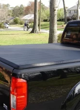 Tyger Auto T3 Soft Tri-Fold Truck Bed Tonneau Cover (6-Feet) Nissan Frontier 2005-2020                                     - TG-BC3N1029 - Image 5
