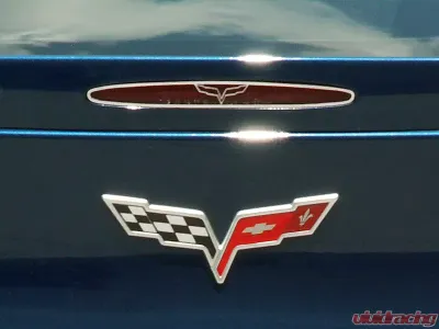 American Car Craft Polished Stainless Steel 5th Brake Light Crossed Flags Style Trim Chevrolet Corvette C6 2005-2013 - ACC-042115