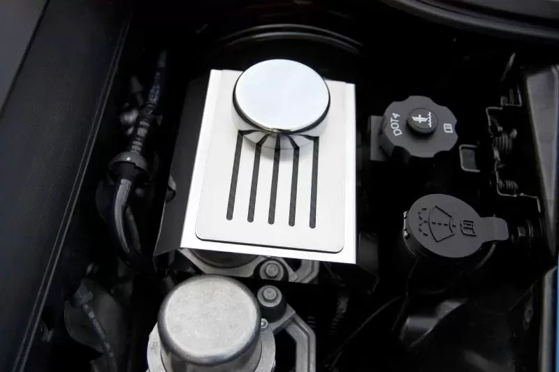 American Car Craft Brushed Black Manual Trans Brake Master Cylinder Cover w/Ribbed Slots Chevrolet Corvette C7 | Z06 | Z51 | ZR1 2014-2019 - ACC-053039-BBLK