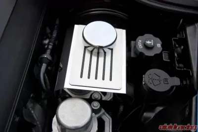 American Car Craft Black Carbon Fiber Manual Trans Brake Master Cylinder Cover w/Ribbed Slots Chevrolet Corvette C7 | Z06 | Z51 | ZR1 2014-2019 - ACC-053039-BLK