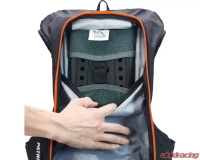 USWE Patriot 15 Pack Orange/Black One Size - K-2150715