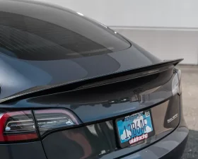 VR Aero Gloss Carbon Fiber Trunk Spoiler Tesla Model 3