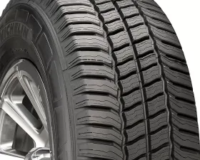 Michelin Agilis CrossClimate Tire LT265/75 R16 123R E1 BSW