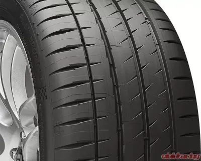 Michelin Pilot Sport 4S Tire 235/35 R20 92Y XL BSW - 33211