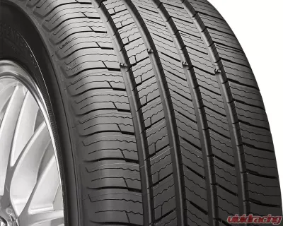 Michelin Defender T + H Tire 195/60 R15 88H SL BSW - 61436
