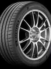 Michelin Pilot 4 S Tire 335/25ZR22 105Y                                     - 26409 - Image 3