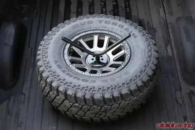 Fabtech Spare Tire Mnt Black - FTT10001BK