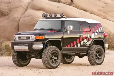 Fabtech 6" Performance System with Dirt Logic 2.5 Coilovers for 2007-2009 Toyota FJ Cruiser 4WD - K7007DL