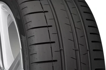 P Zero Corsa PZC4