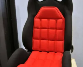 VeilSide VS D-1R Narrow Carbon Reclining Racing Seat Black/Red