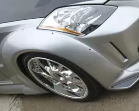 VeilSide 2003-2008 Nissan 350Z Fairlady Z Z33 Ver. III Model Over Fenders (FRP)