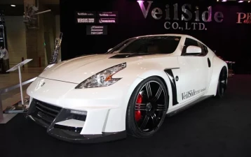 Varis Kamikaze-Z Widebody Rear Fender Set (FRP) Nissan 370Z