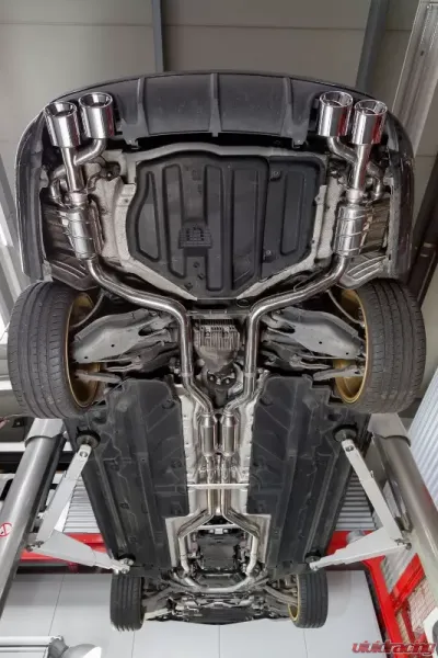 Capristo Exhaust Valved Exhaust with Mid-Silencer Pipes Black Series Mercedes-Benz W204 C63 AMG 2008-2014 - 02MB02003015