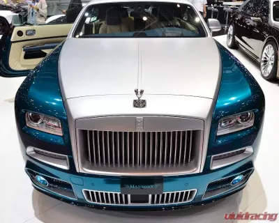 Mansory Engine Bonnet with Bar Exposed Rolls Royce Wraith - RRW 210 001