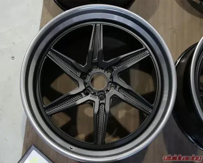 ADV1 ADV06RM M.V2 CS Series 18.0-22.0x4.5-13.5 Custom Wheel - ADV06RM-MV2-CS Series