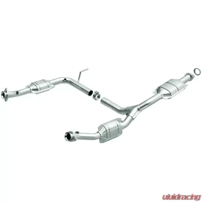 MagnaFlow Direct-Fit Catalytic Converter 458030 - 458030