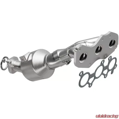 MagnaFlow 2006-2012 Toyota RAV4 Manifold Catalytic Converter - 5582820