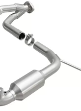 MagnaFlow 2005-2015 Toyota Tacoma HM Grade Direct-Fit Catalytic Converter                                     - 93660 - Image 2