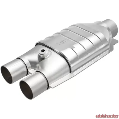 MagnaFlow Universal Catalytic Converter 3322037 - 3322037