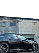 CORSA Performance 2.75" Catback Exhaust Dual Rear Exit w/Single 4.5" Black PVD Pro-Series Tips Dodge Charger R/T | SRT 2015-2019                                     - 14996BLK - Image 3