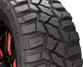 Cooper Discoverer STT Pro Tire 37x13.5 R17 LT 121Q E2 BSW