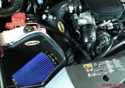AIRAID Performance Air Intake System GMC Sierra 2015-2016 6.6L V8 - 203-295