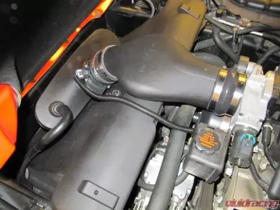 AIRAID Performance Air Intake System Chevrolet 5.7L V8 - 253-292