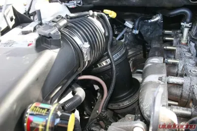 AIRAID Junior Air Intake System Dodge 5.9L 6-Cyl 2003-2007 - 300-728