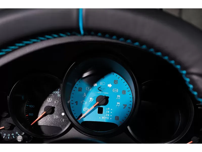 TechArt Instrument Dials km/h in custom color km/h Manual Transmission Porsche 991 Carrera 2012-2016 | 991 Targa 2014-2016 - 091.530.510.CCC